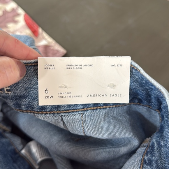 NWT American Eagle Cargo Pants Jean Joggers Size 6 - Picture 8 of 11